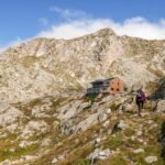 La fiebre de los refugios: ¿por qué miles de personas buscan resguardarse unos días en el Pirineo?