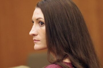 Cuando la asesina es también víctima: el juicio a la mujer con un trastorno mental que mató a sus tres hijos aviva la guerra cultural en EE UU