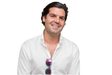 Alejandro Betancourt, el multimillonario investigado que conecta a Delcy Rodríguez con Trump