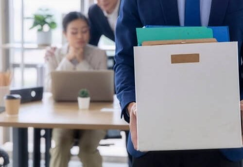 Un abogado revela las cinco modificaciones sustanciales que dan derecho a irte de tu empresa con paro e indemnización