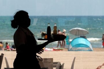 El turismo, la gallina de los huevos de oro del empleo: supera los 3,18 millones de trabajadores tras crecer un 5,4% en el segundo trimestre