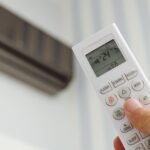 La factura de la luz se dispara más de un 19% en agosto y se convierte en la más cara desde 2022, al borde de los 100 euros