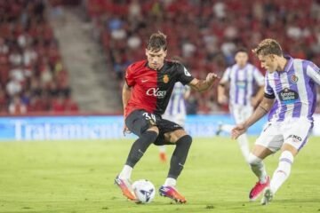 Miguel Calatayud derriba la puerta en el Mallorca