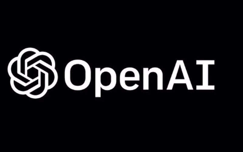 Apple denuncia a OpenAI por robo de secretos
