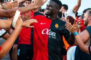 Luvumbo manda un serio aviso a Segunda División