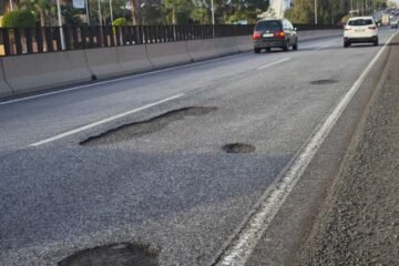 El automóvil, la gallina de los huevos de oro recaudatoria que no sirve para mantener las carreteras en buen estado