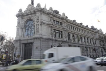España, el sexto país que más intereses paga por su deuda