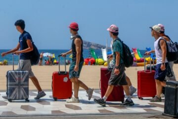 Los españoles rozan los 47 millones de viajes y disparan su gasto: 15.729 millones hasta junio
