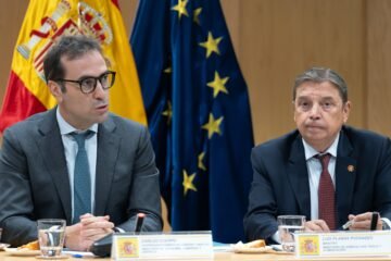 El Gobierno asegura que habrá ayudas para agricultores y pescadores pero no concreta cuáles y sella su «horizonte temporal» solo hasta final de año