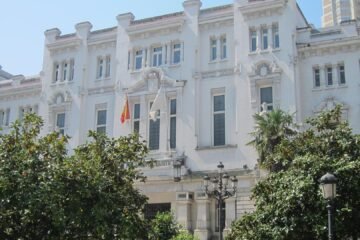 Una trabajadora pide que sus bajas por ansiedad sean accidente laboral y la Justicia responde con un requisito clave