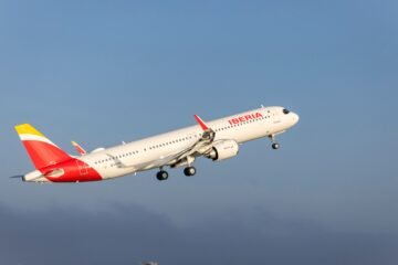 Iberia limita a 99 euros los vuelos con Andalucía y añade una conexión Madrid-Málaga por el accidente ferroviario en Toledo