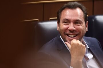 «El ferrocarril vive el mejor momento de su historia», el «harakiri» verbal de Óscar Puente: más de 100 muertos en menos de un año