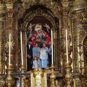 Sociedad caballa: bautizos de Nico, Mateo y Leo en la iglesia de África